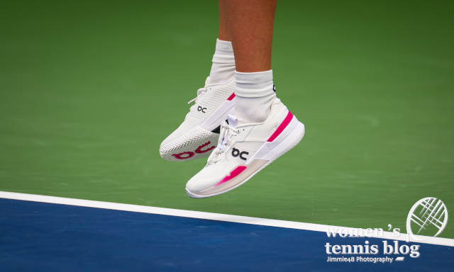 Iga Swiatek Tennis Shoes: Find Your Perfect Match