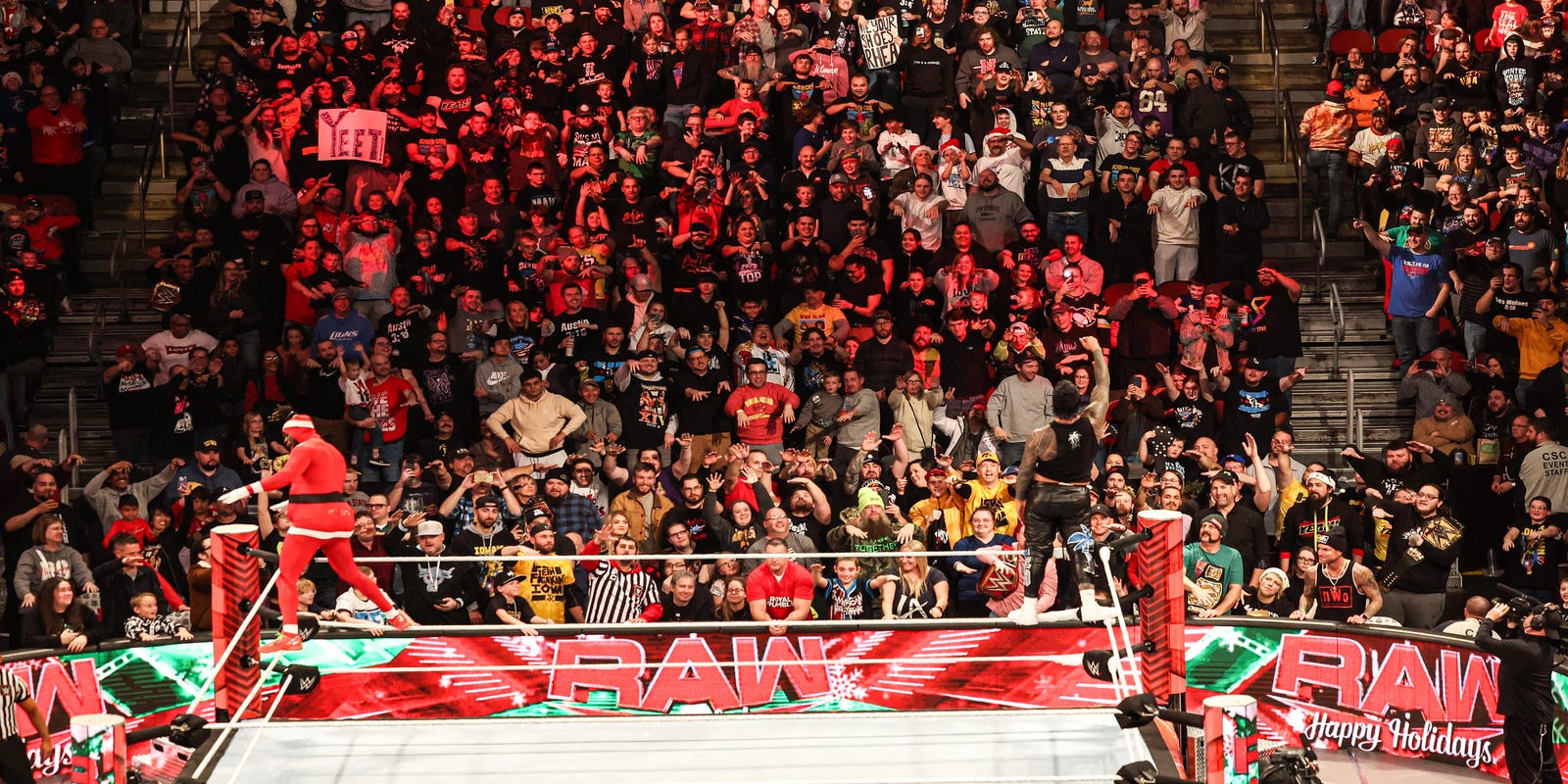 WWE Raw in Glendale: How to Get Tickets and Have a Blast (Dont Miss Out on the Fun)