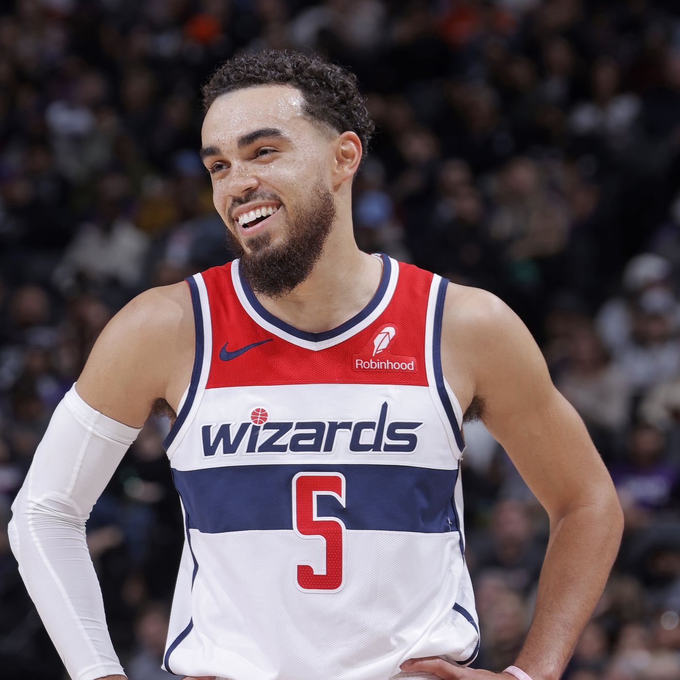 Available Centers NBA: Whos Left on the Market Now?