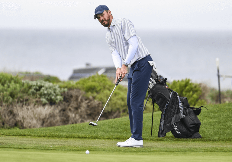 How can golf podcast rankings help your game? Find amazing shows that offer both entertainment and solid golf advice.