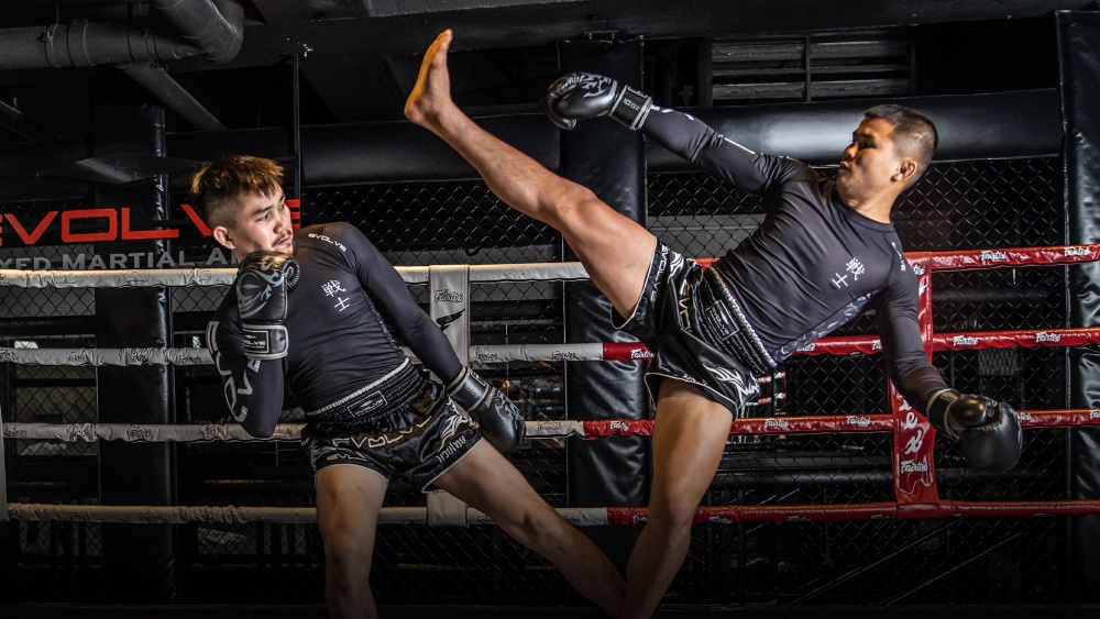 How can you earn thai boxing belts? Follow these steps to advance your Muay Thai journey.