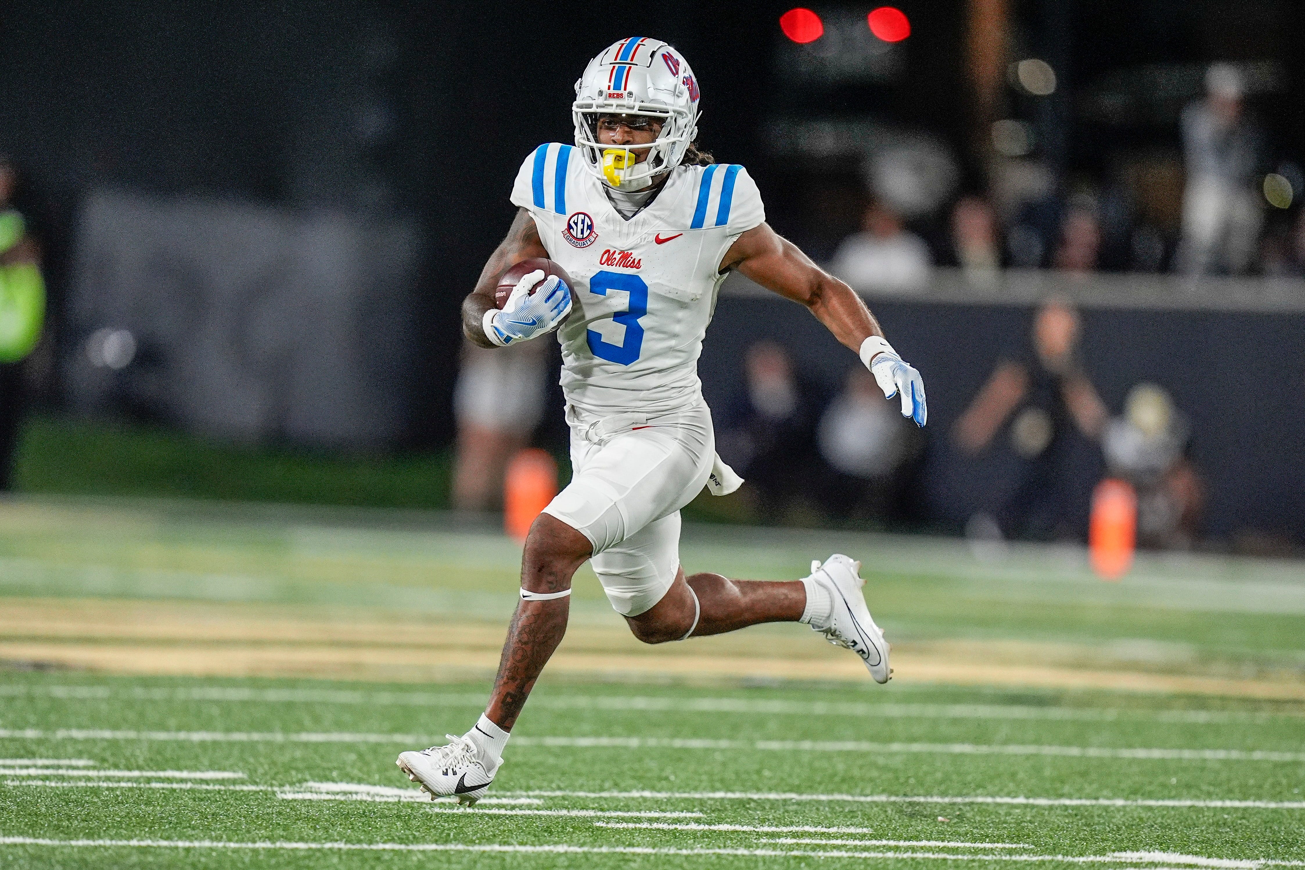 Which teams are a good fit for Antwane Wells Jr in the NFL Draft? Exploring potential landing spots.