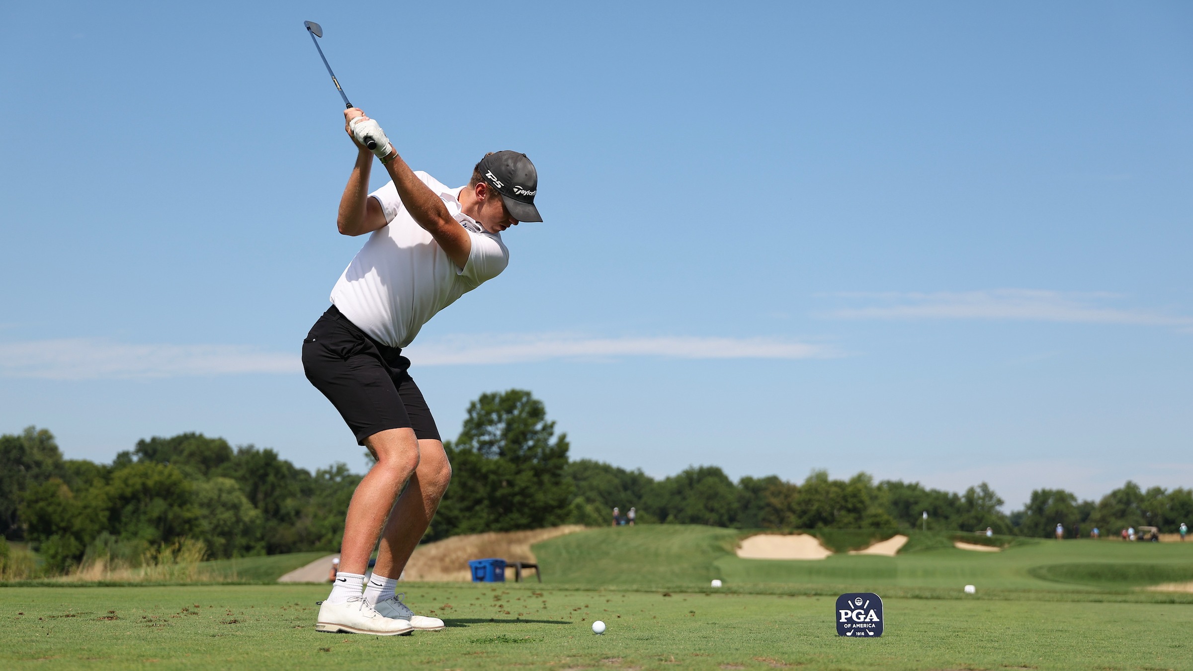 Avery McCrery golf swing tips (Improve your own game now!)
