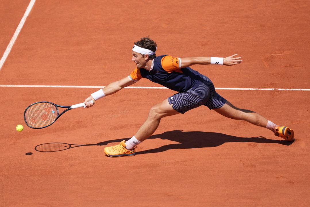 What is the best singlet tennis for you? Check out our top recommendations for your next game.