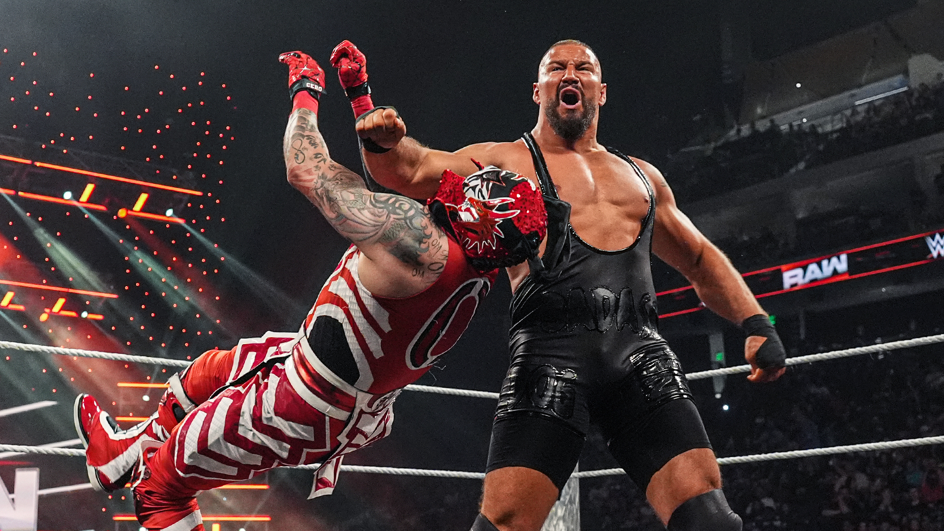 Top WWE Stars in Kansas See Who Will Fight Live